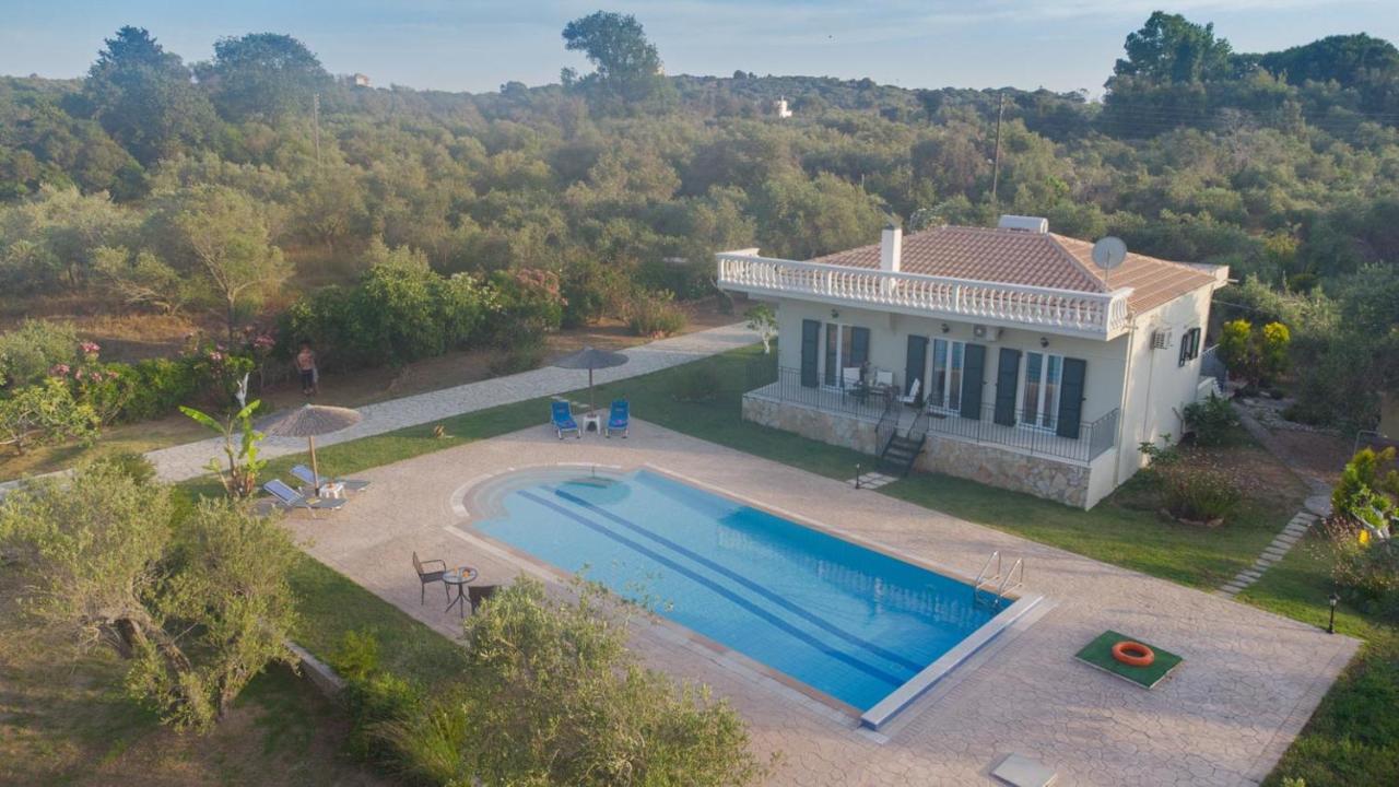 Villa Adonis Halikounas Luaran gambar