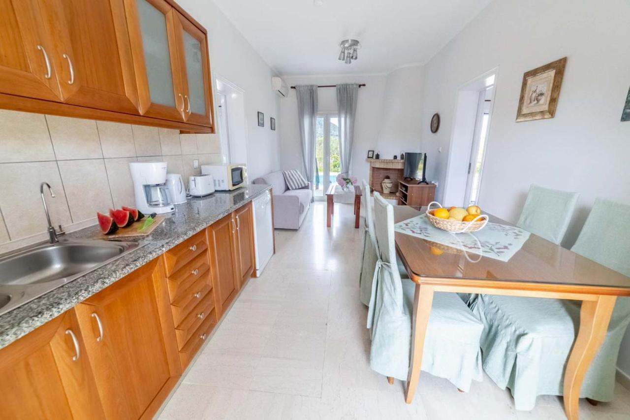 Villa Adonis Halikounas Luaran gambar